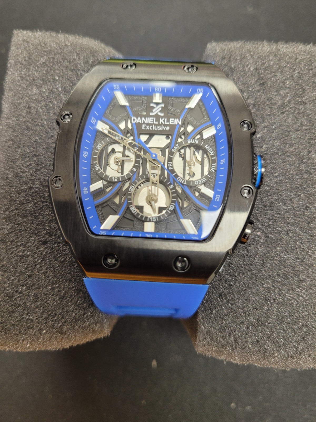 Daniel Klein Exclusive Chronograph Sport Wristwatch Blue Silicone Band 5 ATM