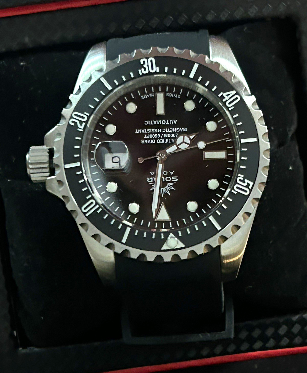 Solar Aqua Certified Diver Deep Bay 2000 M Dive Watch