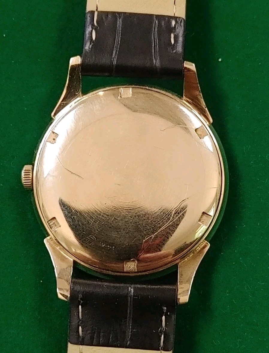 Ulysse Nardin 14k Solid Gold Manual Wind Watch With Beautiful Champagne Dial