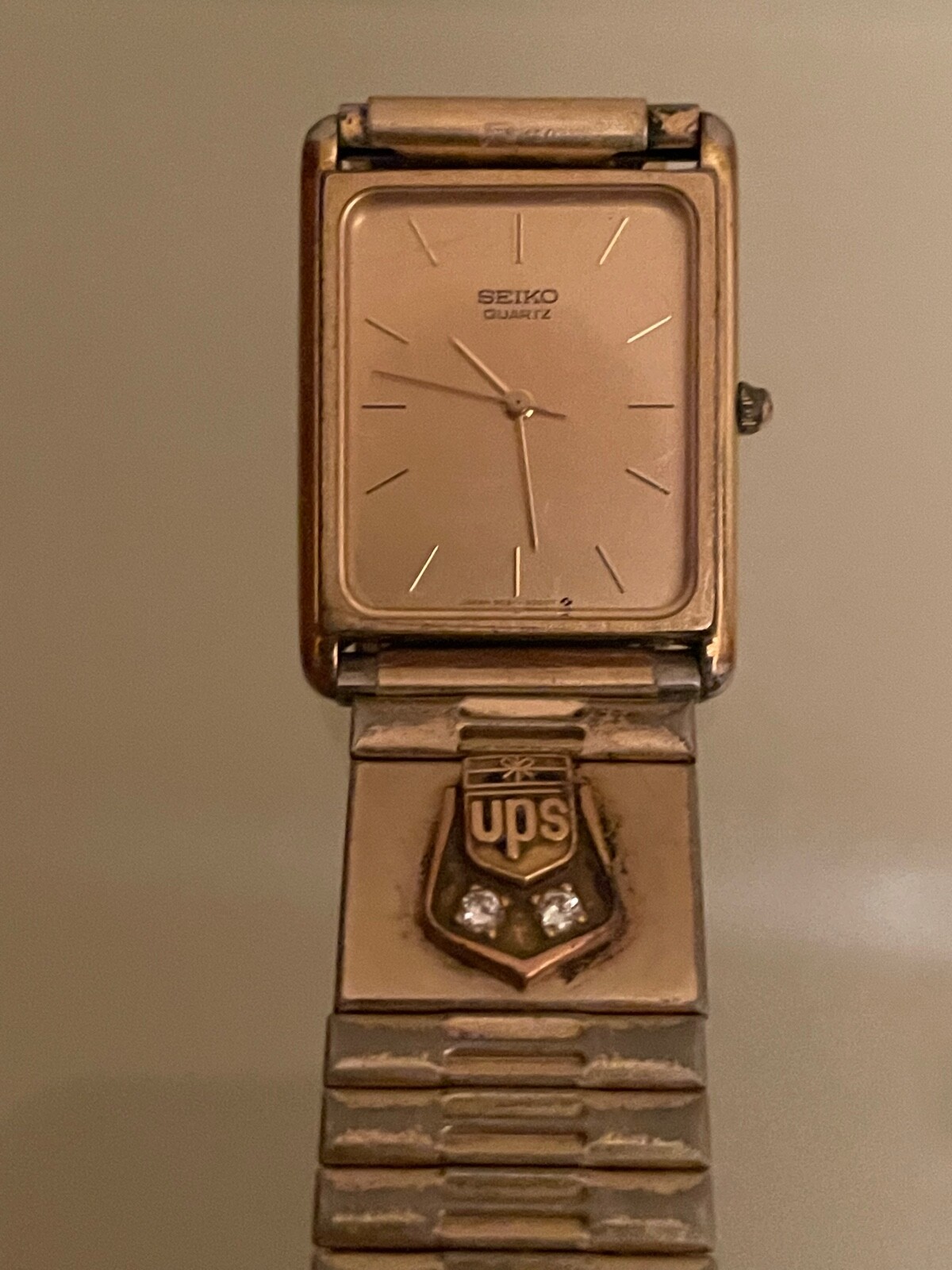 United Parcel Service UPS 30 Years of Service SEIKO watch 2 Diamonds