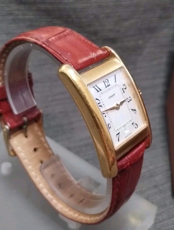 Coach Tank Style Quartz Watch W503B Date Window Brown Crocodile Embossed Leather