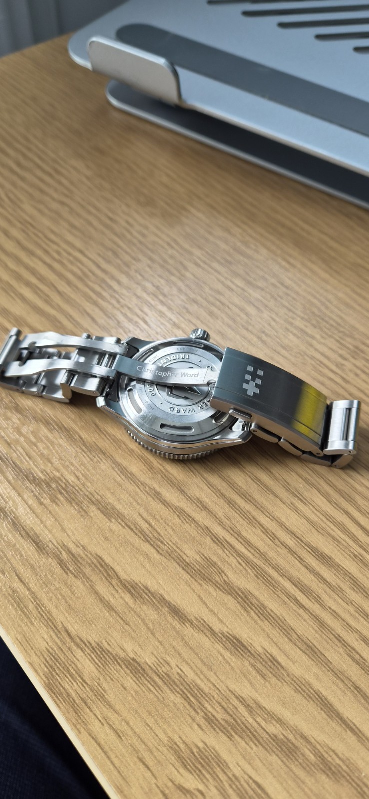 42mm Christopher Ward C60 Trident Pro Anthropocene – GMT with box and papers.