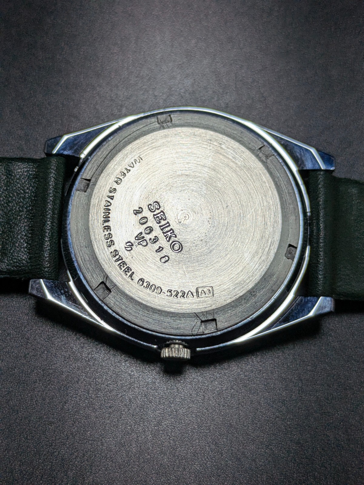 Vintage Seiko 5 automatic day date movement no. 6309A japan made men’s watch
