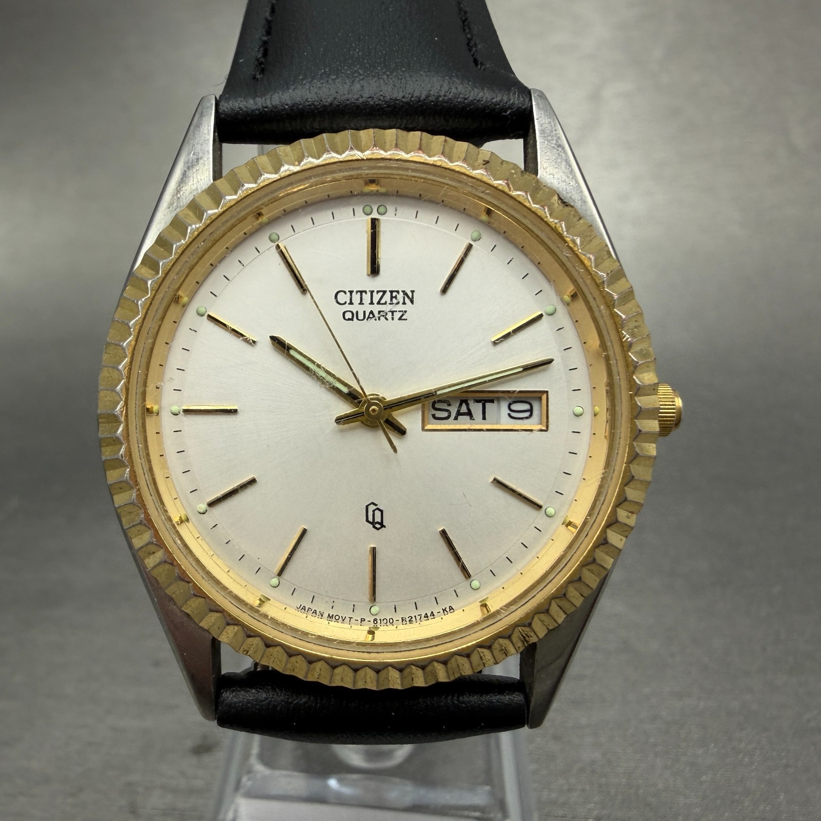 Citizen CQ President Watch Men 36mm Silver Dial Two Tone Daydate Round New BattL