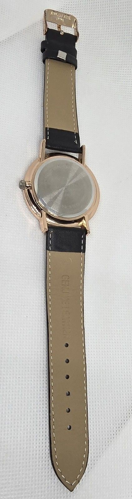Men’s Minimalistic Round White Dial Rose Gold Tone Black Leather Strap Watch 08