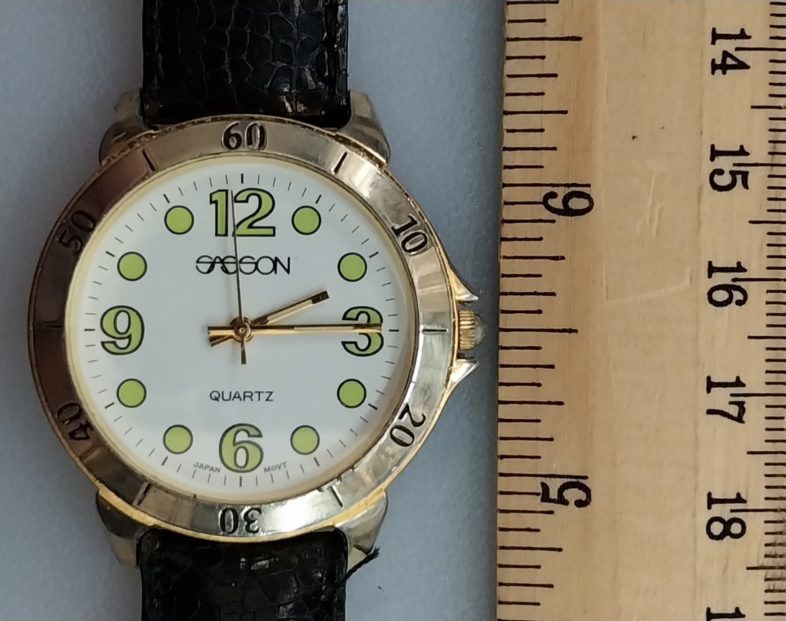 Vintage Sasson Quartz Luminous Indexes New Batt Leather Band Japan Quartz Mvmt