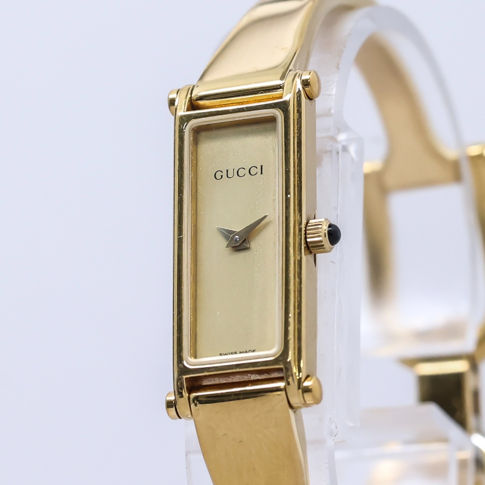 Vintage 1990s *NEAR MINT* GUCCI 1500L Quartz Gold Bangle Swiss Made 12mm Women’s