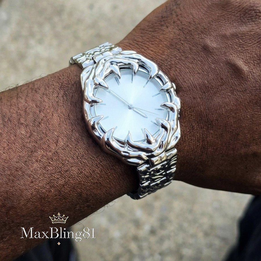Men’s Watch Gothic Claw Medieval Quartz Silver Plated Alabaster Style Retro