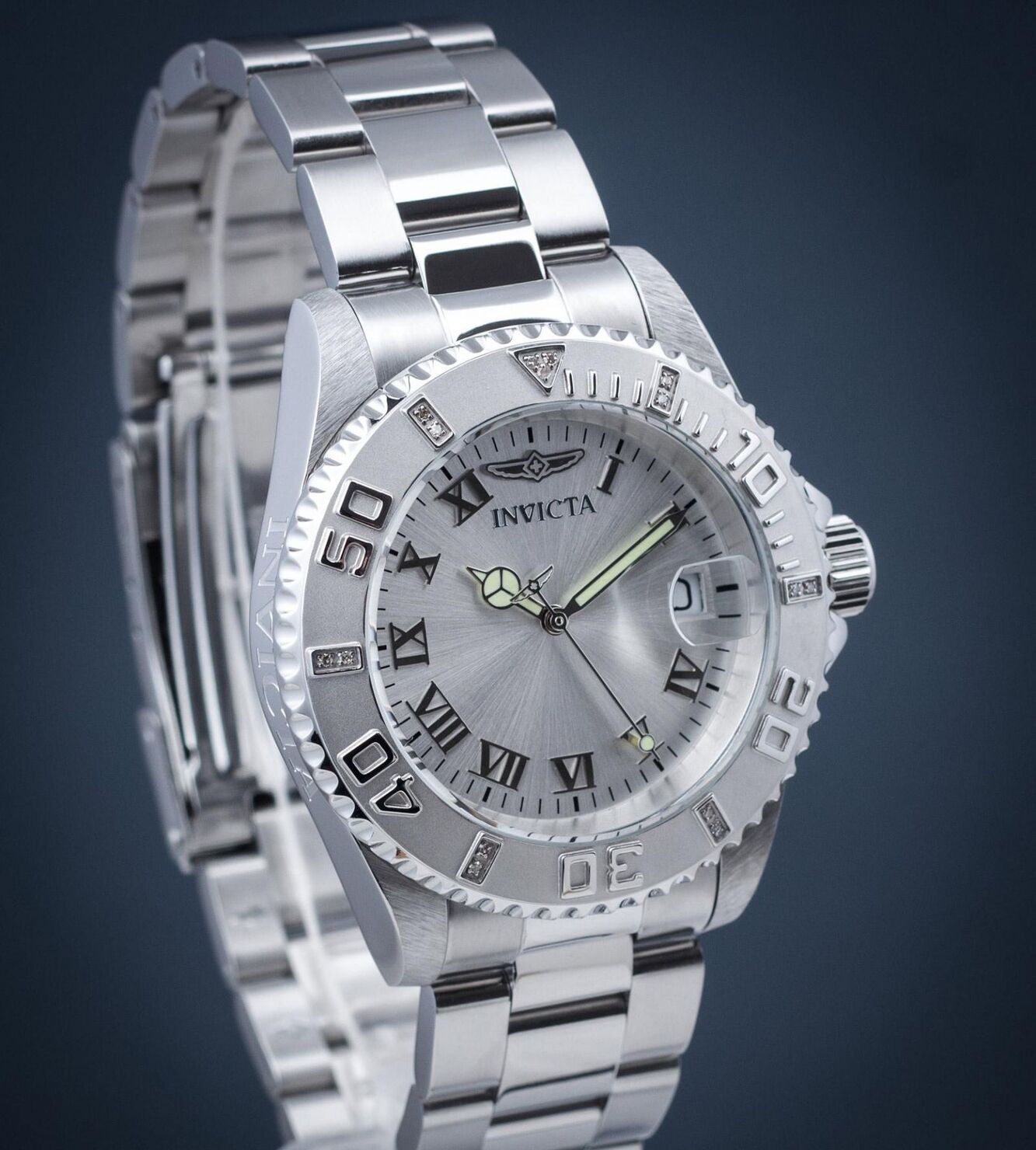 Invicta Men’s Pro Diver Silver Dial Diamond Bezel Stainless Steel Bracelet Watch