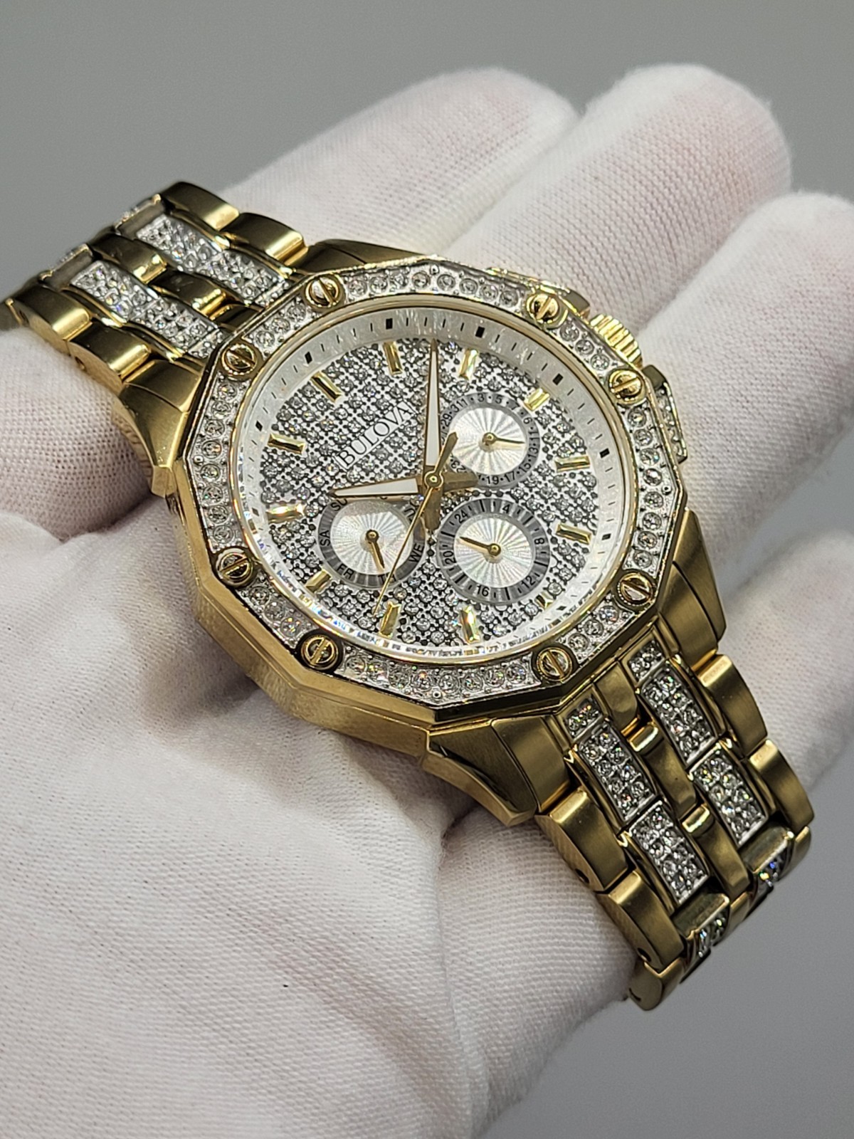$695 [ NEAR MINT ] BULOVA Men’s Octava Gold Tone Stainless Pave Crystal WATCH