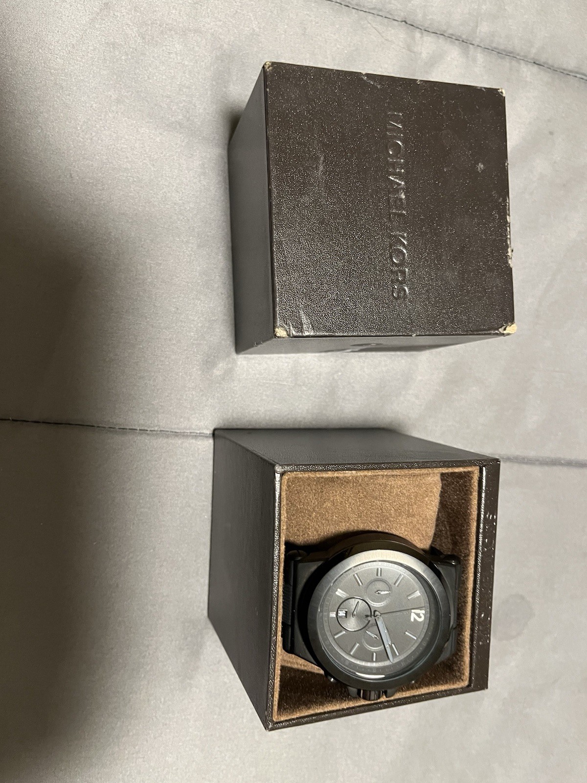 Michael Kors Men’s Chronograph Quartz Watch Black Silicone Strap w/ Box
