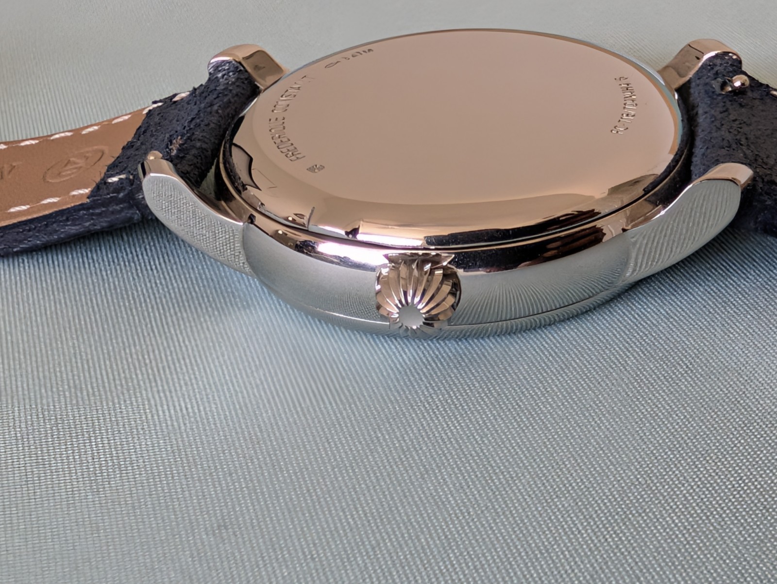 Frederique Constant Classic Moon Phase (Hunter Case Back)