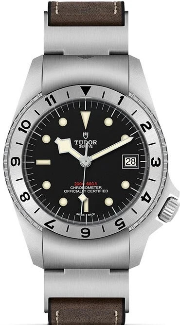 2025 Tudor Black Bay P01 Steel Auto 42mm Black Dial Strap Watch 70150 unworn
