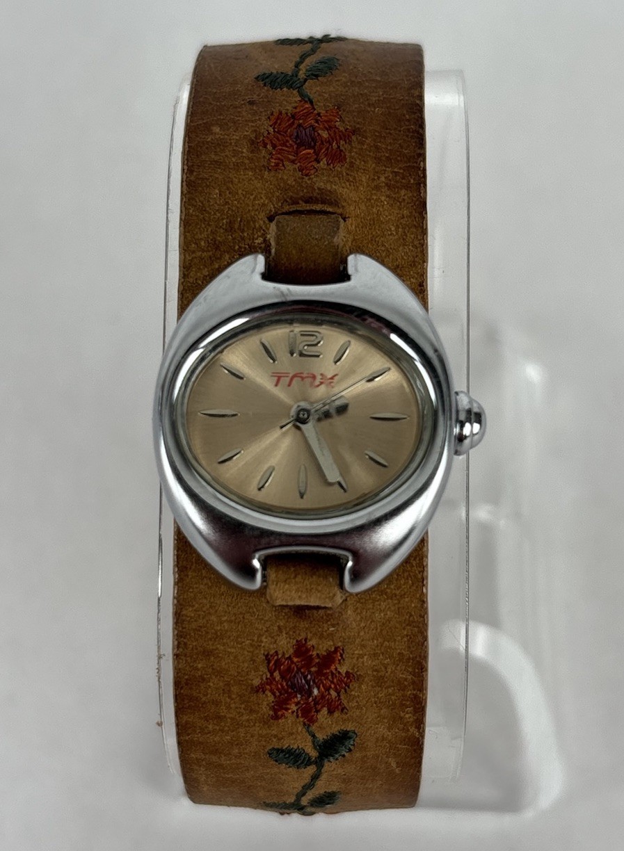 Timex 23mm Silver Tone Quartz Watch w/Embroidered Leather Band & New Battery