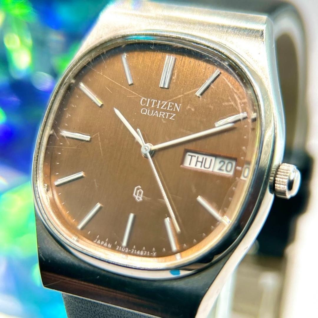 Citizen Quartz Women Watch Gold 31.8mm 18cm Chronograph Day Date Indicator