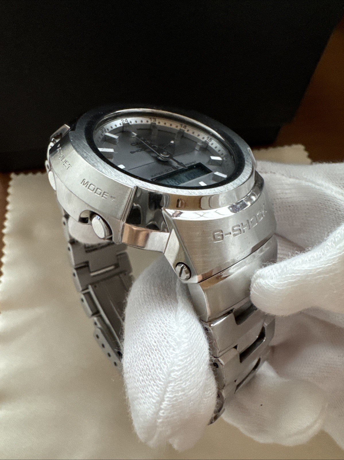 CASIO G-SHOCK AWM-500D-1A8JF