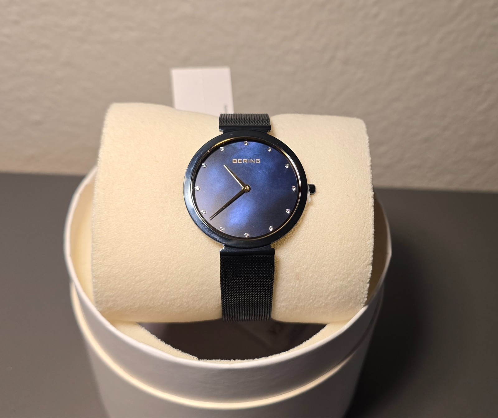 Bering Classic 18132-399 Women’s 32mm Crystal Accent Blue MOP Dial Watch NWT