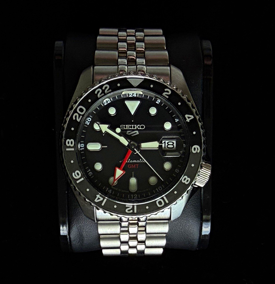 Seiko 5 Sports GMT 42.5mm Black Dial SSK001