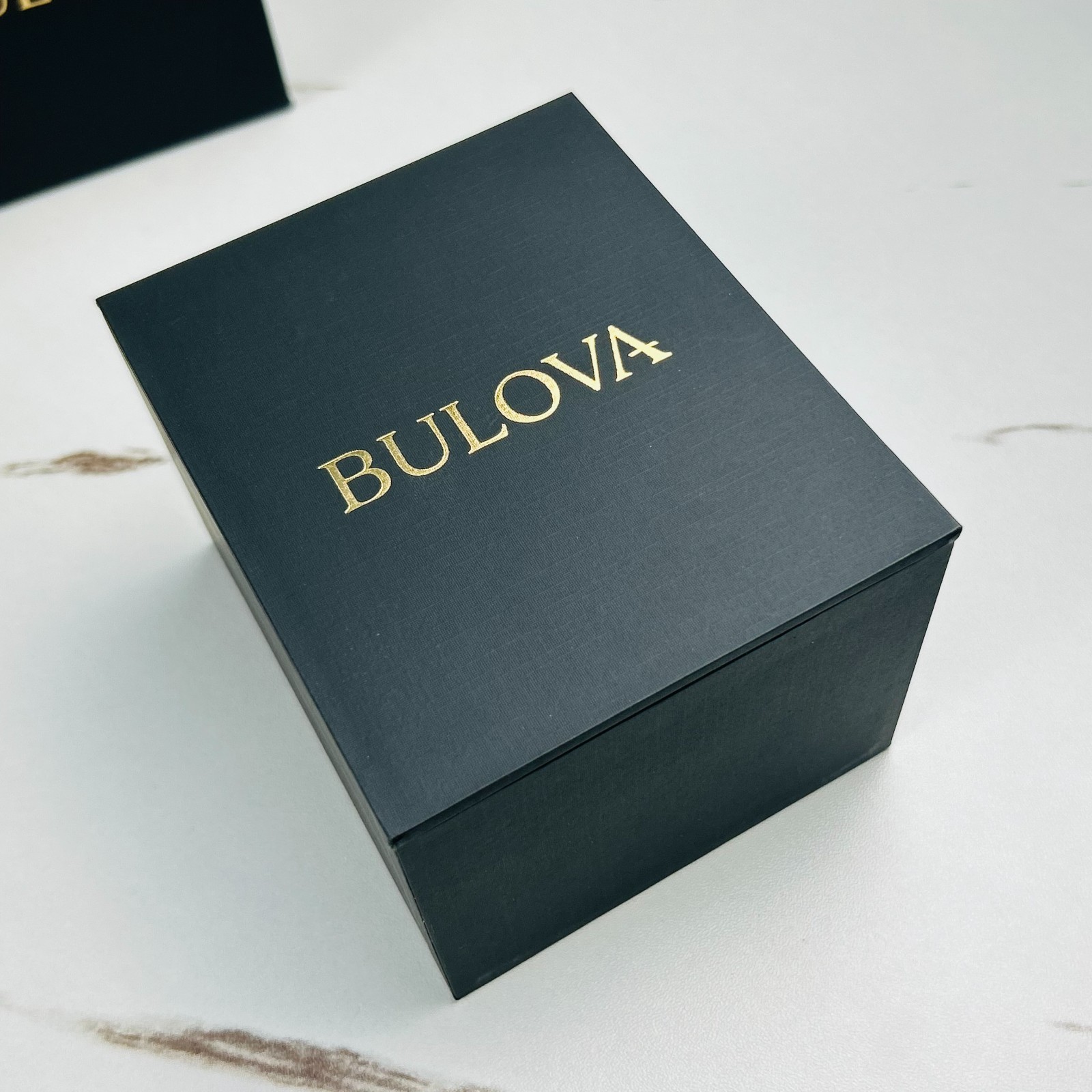 Bulova Surveyor Classic 97A182 Automatic Gold Tone Dial Men’s Watch 39mm New/Box