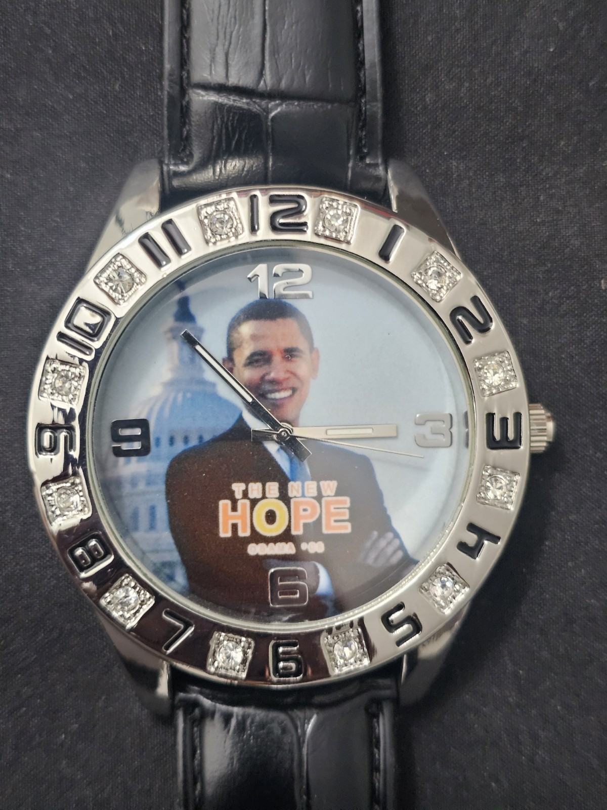 55.3mm Mens vintage collectible BARACK OBAMA Analog Watch Black Leatherette band