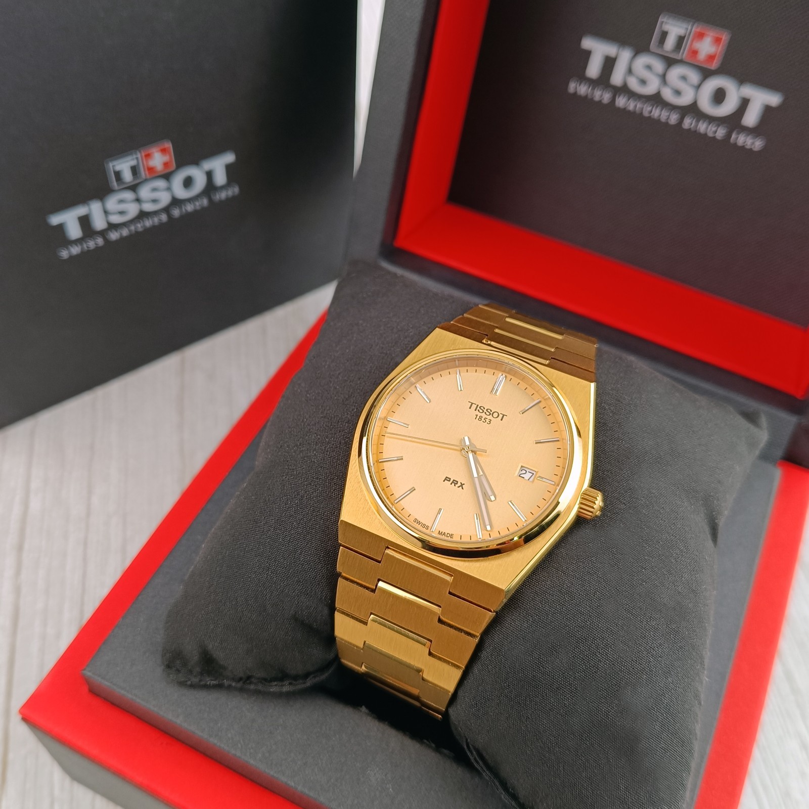 Tissot PRX/316L Classic Champagne Dial T137.410.33.021.00 Men Quartz Watch 40mm