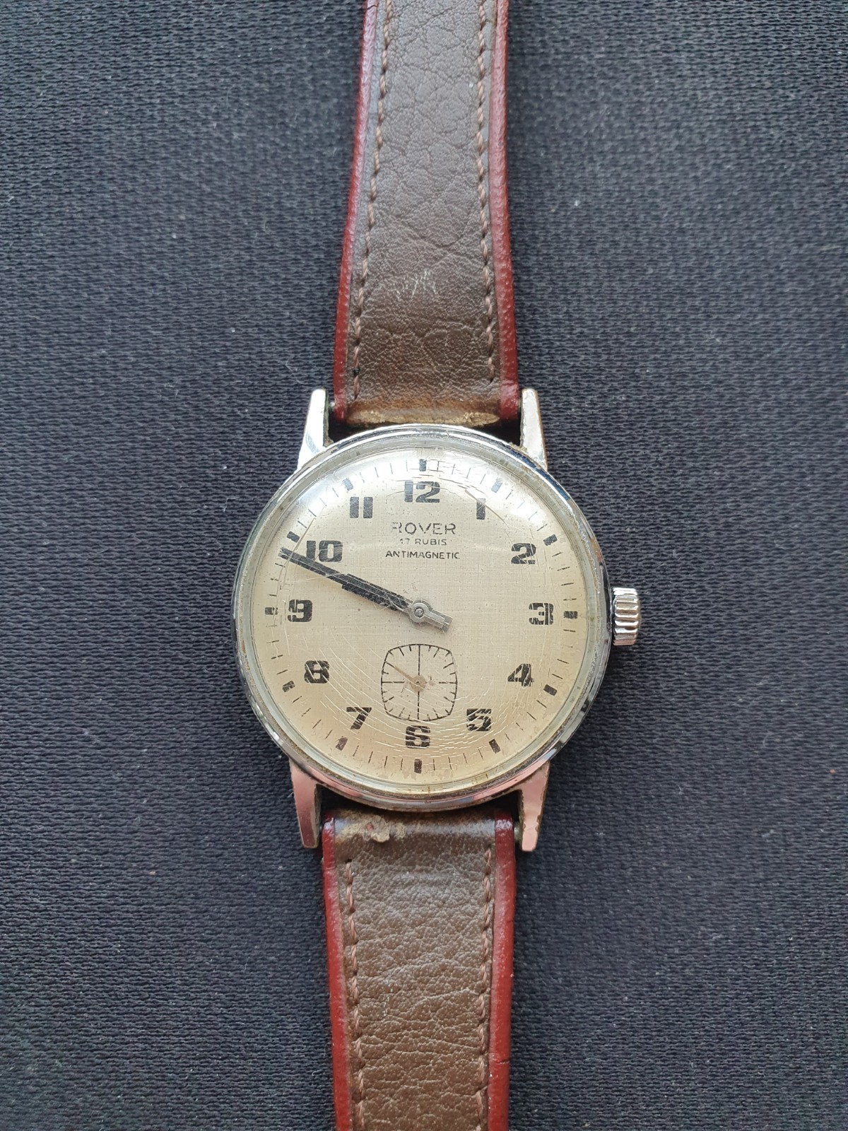 Elegant Classic Rover 17 Rubis Antimagnetic Swiss 1970s Men’s Watch