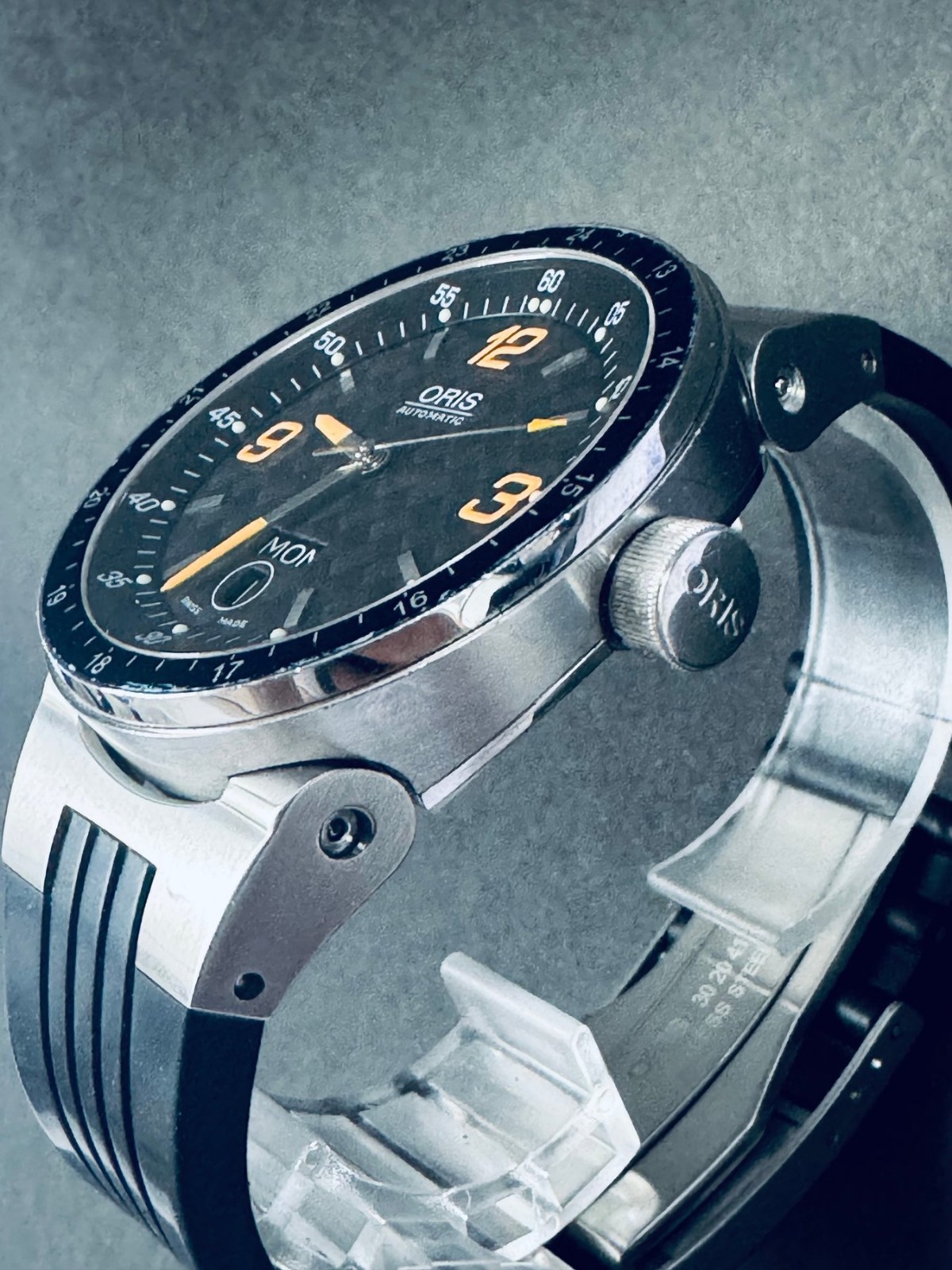 ORIS Williams F1 27-49360 Automatic | Carbon Dial | Sport | Swiss | Men’s Watch