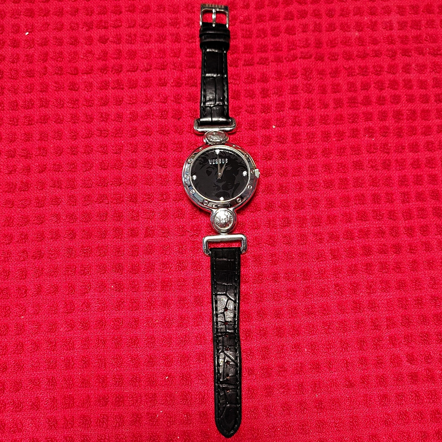 Versus Versace Women’s Quartz Analog Wristwatch Black Dial Black Leather 50m