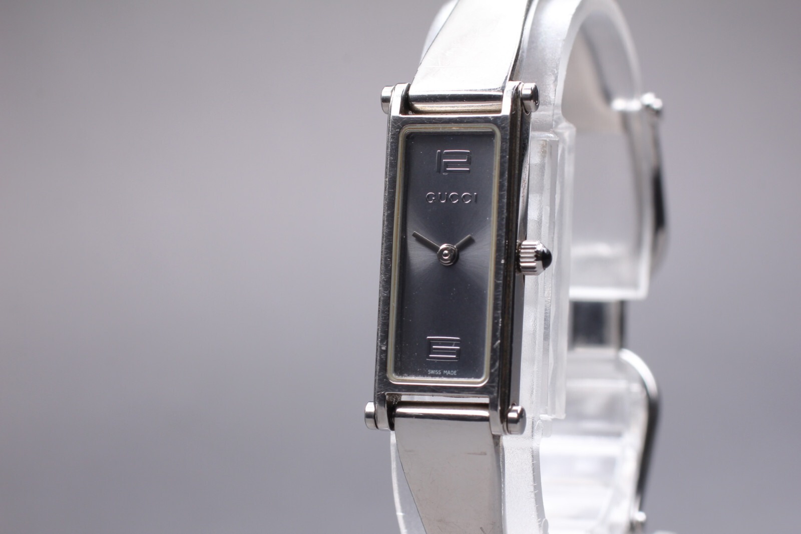 [NEAR MINT] GUCCI 1500L 12mm Gray Dial Quartz Bangle Women’s From Japan