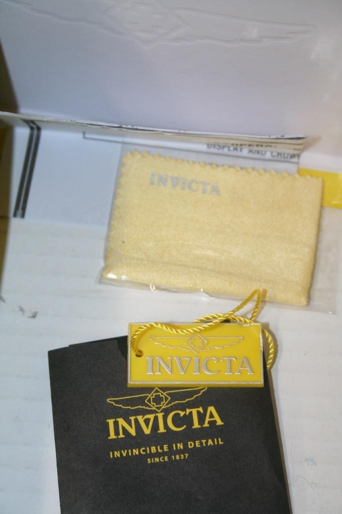 Invicta Men’s Watch Bolt Model #25531 55mm Mint Unworn Private Collection 100m
