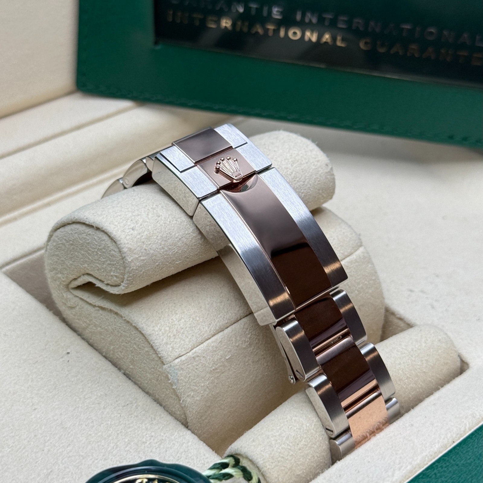 Rolex GMT-Master II NEW 2025 Rootbeer Two Tone Rose Gold Ceramic Bezel Oyster