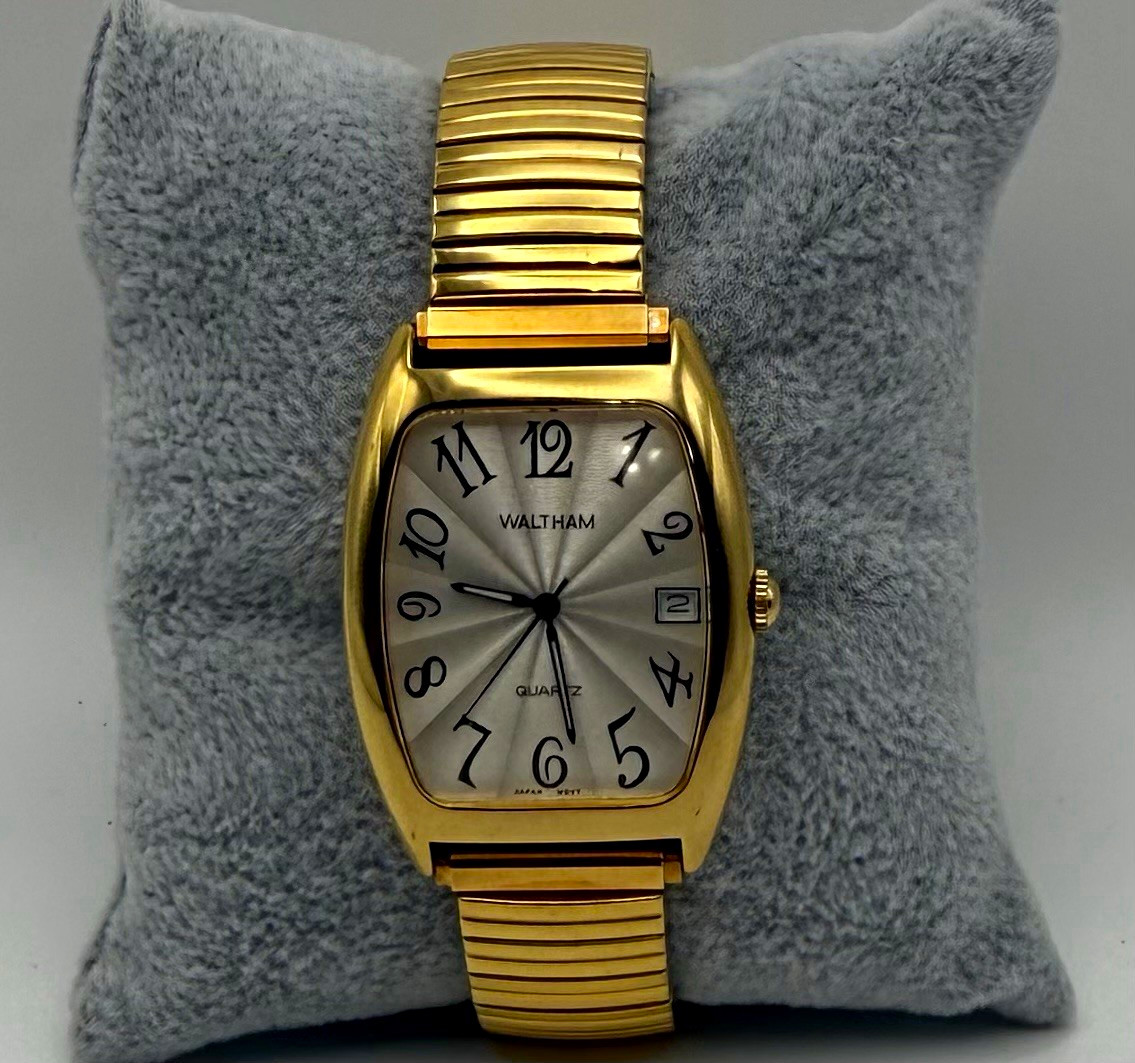 Womens Waltham Quartz Gold Tone Metal Bracelet Cushion Case Date Dial Watch