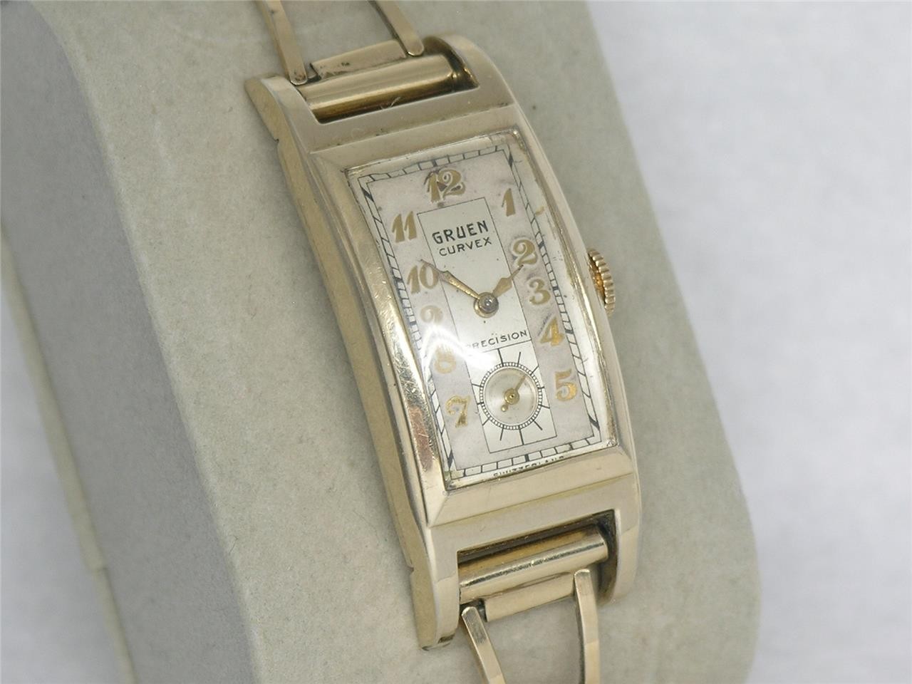 VINTAGE HUGE 47MM 14K GOLD FILLED GRUEN CURVEX WRISTWATCH, SIGNED 3X, SERVICED!