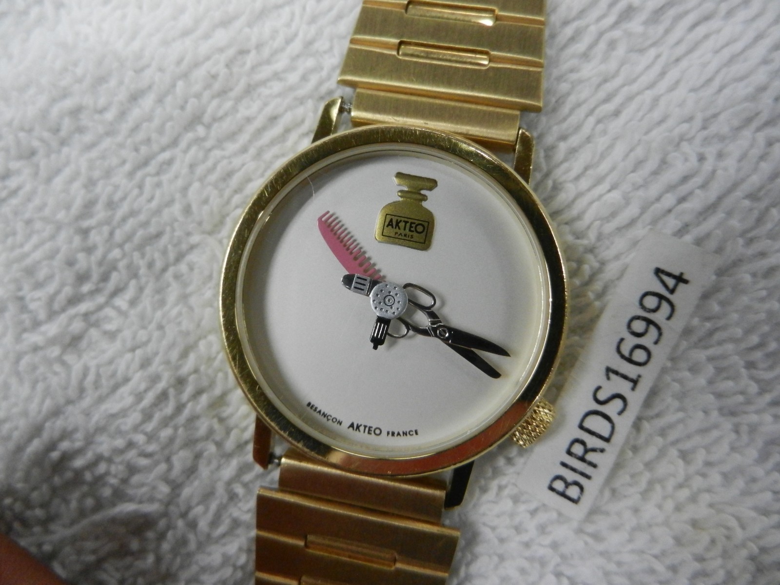 RARE Vintage Akteo MENS Women’s Hair Dresser BARBER Watch WORKS NEW BATTERY