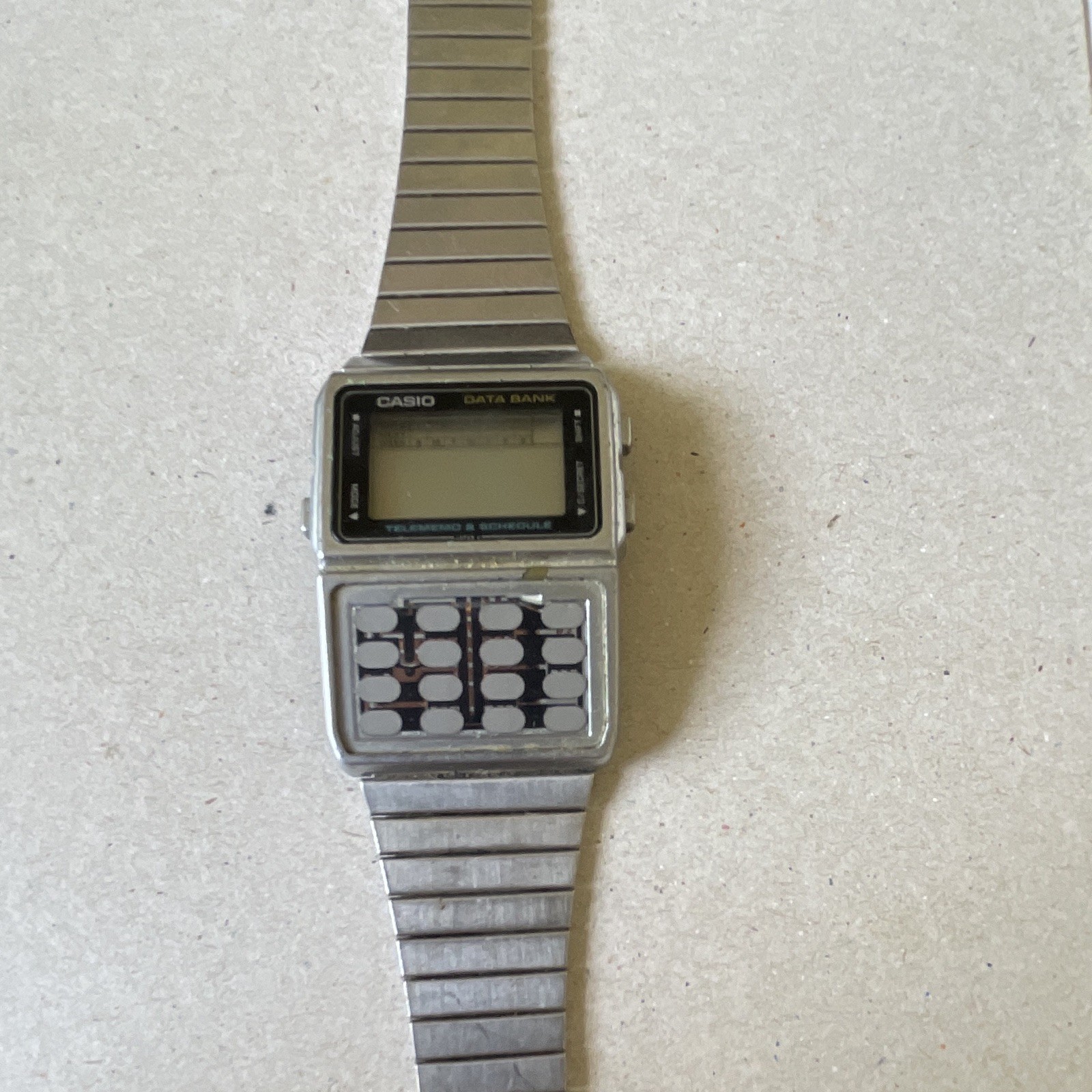Vintage CASIO DBC-610 Digital Data Bank Telememo Calculator Men’s Watch