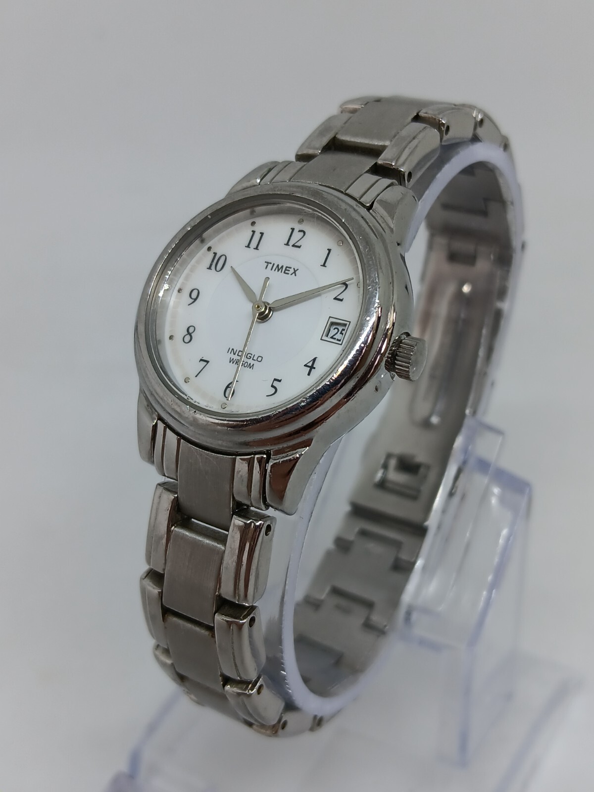 Timex Indiglo L8 Women’s 26mm Silver Tone S/Steel Watch *DATE NOT WORKING*