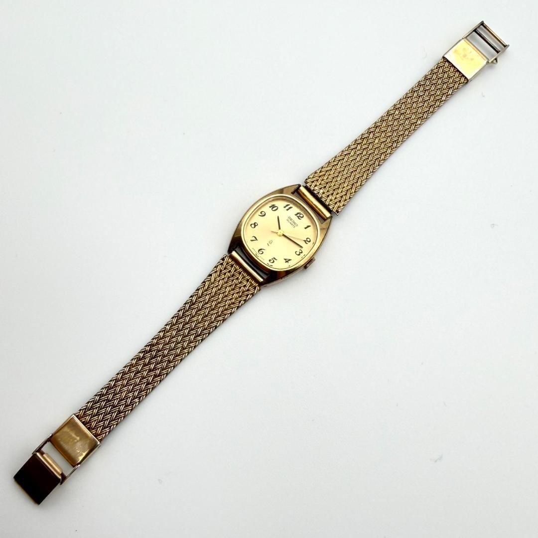 Seiko watch, new battery, square shape, all gold, women’s, working.