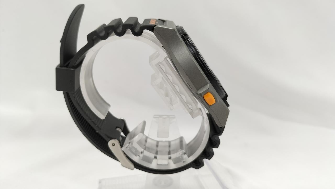 TIMEX TW5M54300 IROMAN 8LAP OG
