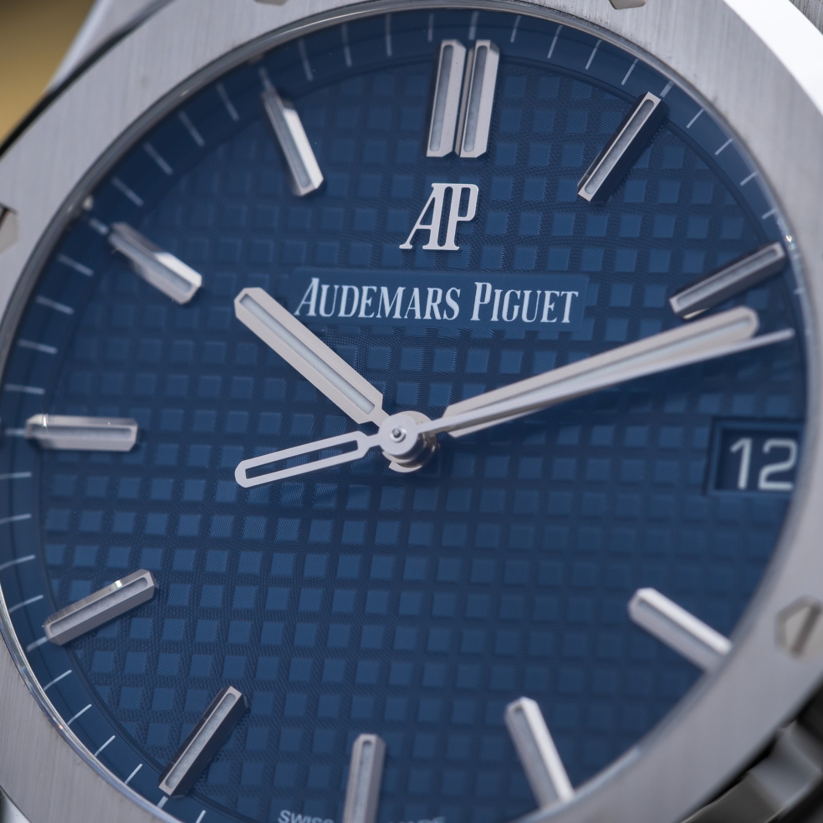 Audemars Piguet Royal Oak Automatic 41mm Blue Dial – AP 15500st Complete Set