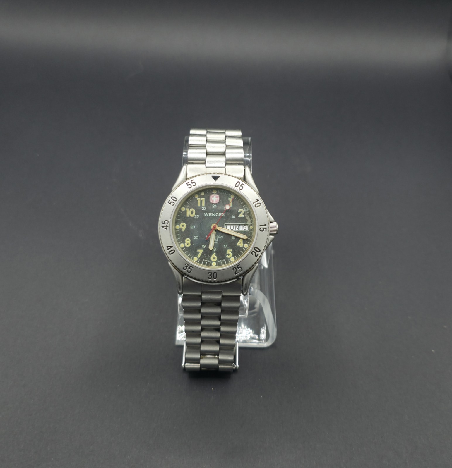 VTG Wenger Swiss Watch 096.0636 SMT Design Fresh Battery W/ Box And AccessorieS