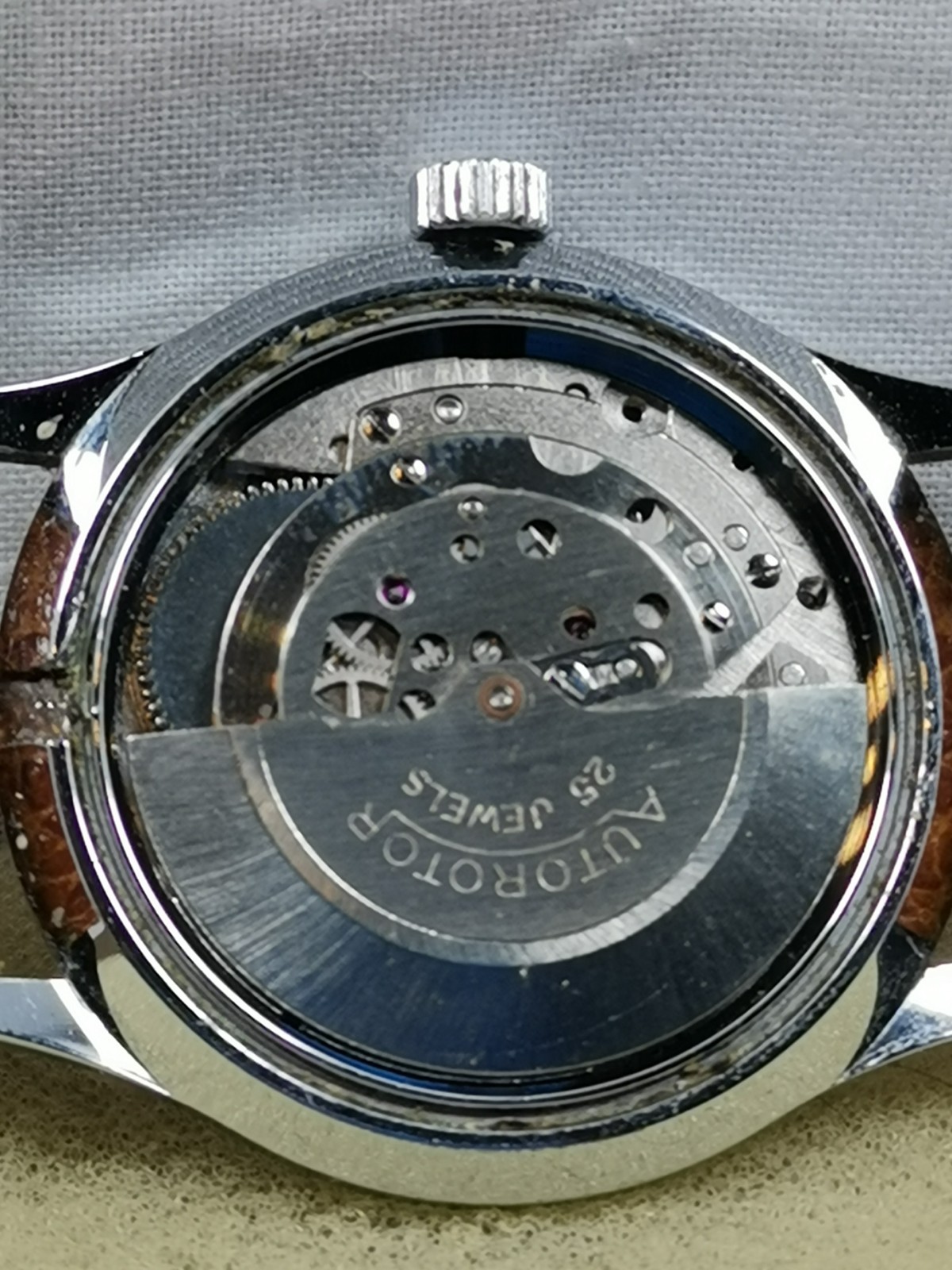 Ancre Date Automatic 25J Cal. PUW 1561 Germany Gents Wristwatch