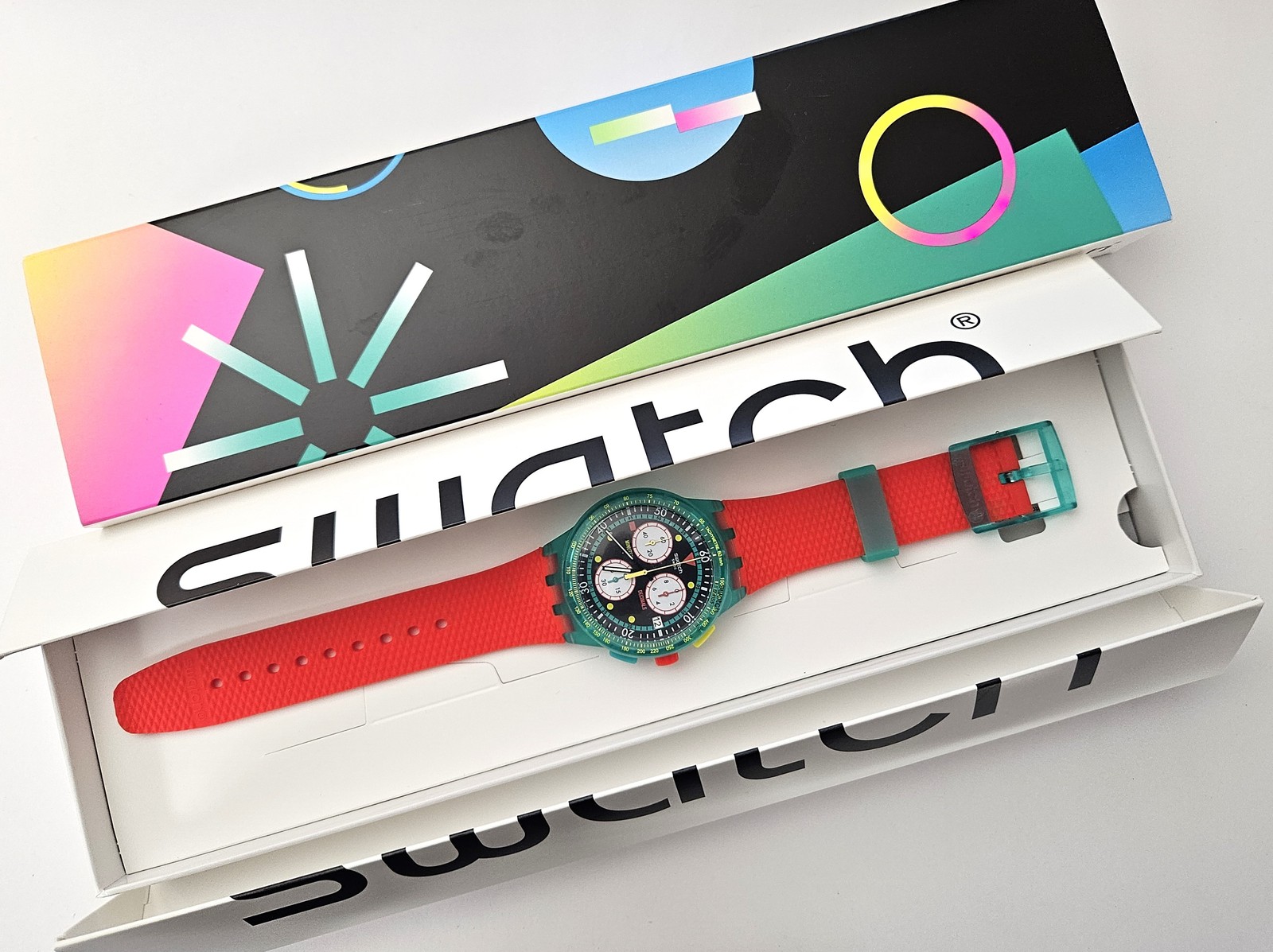Swatch New Chrono 2025 – SUSG409 – Neon Emerald Chrono – NEW –