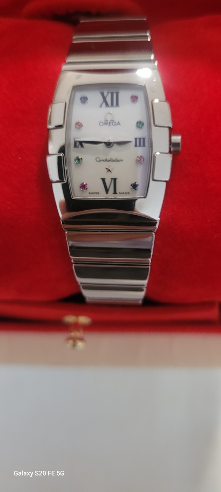 OMEGA Constellation Quartz Stainless Steel White Dial Roman Diamond Box Papers