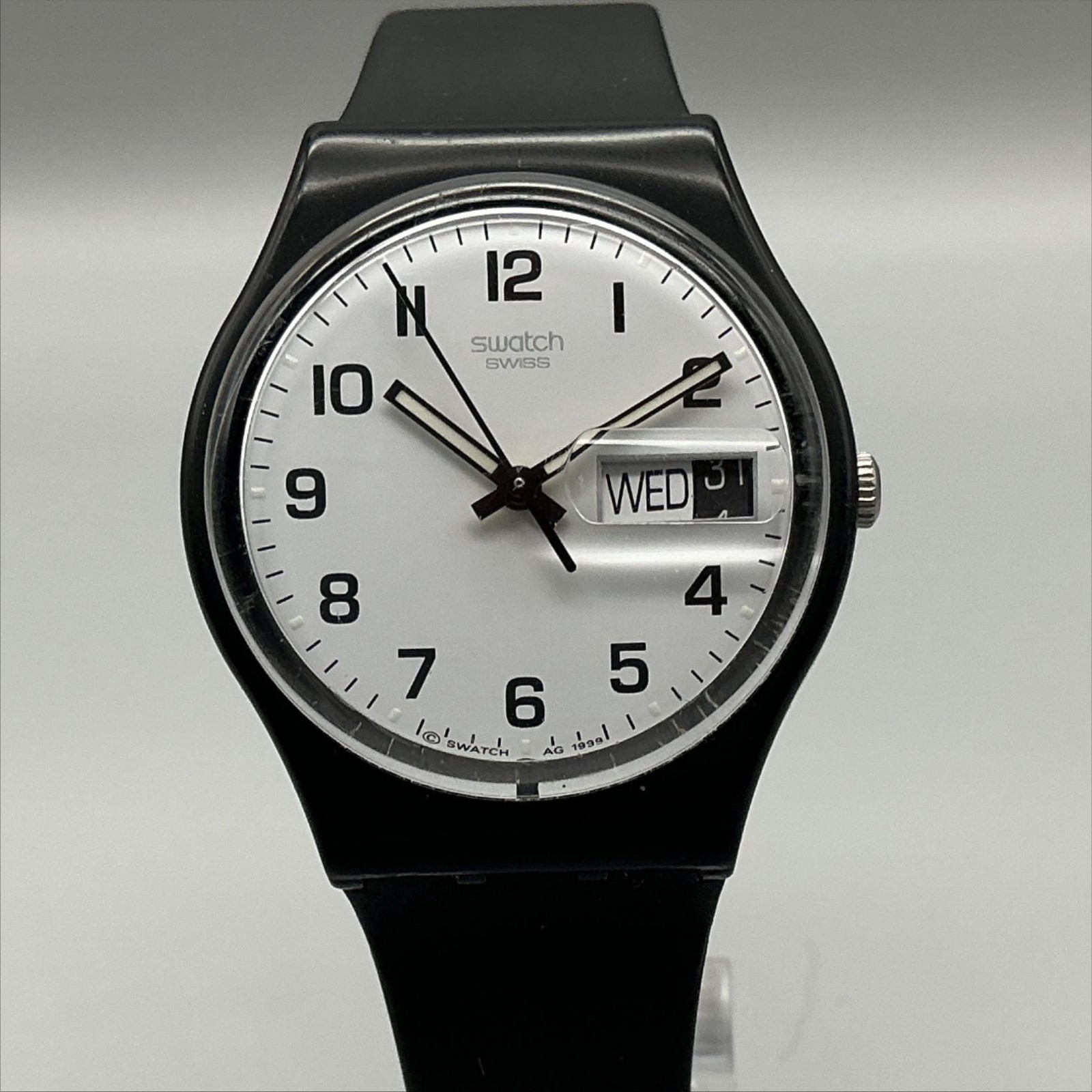 Vintage Swatch Mens Watch 34mm Once Again GB743 Black Day Date Swiss 1999