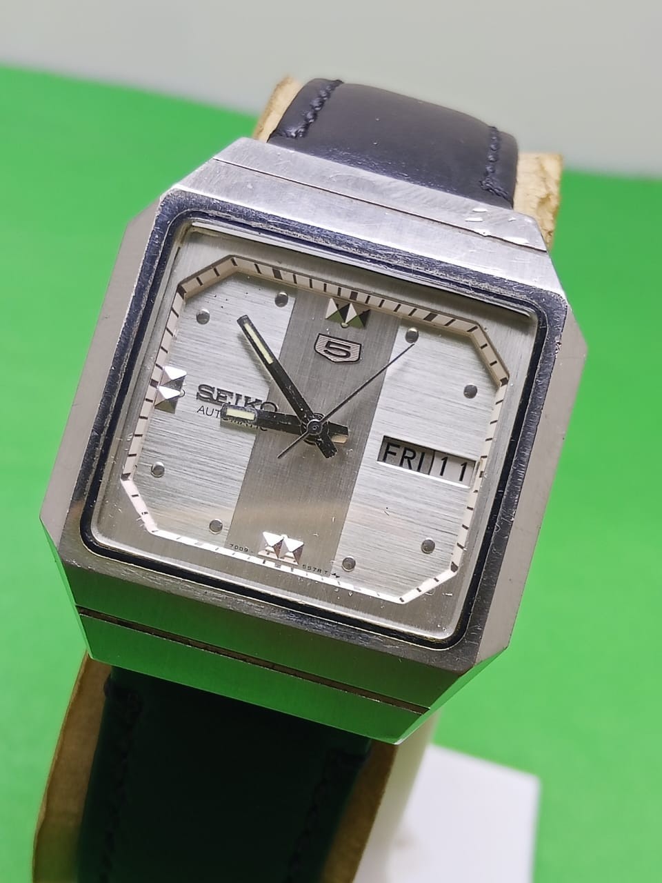 SEIKO 5 Automatic 7009-5410 Day/Date Vintage Men’s Watch