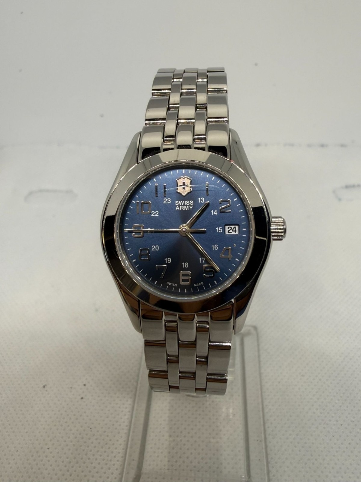 Victorinox Swiss Army Alliance Men Blue Dial SS Bracelet Swiss Quartz Watch