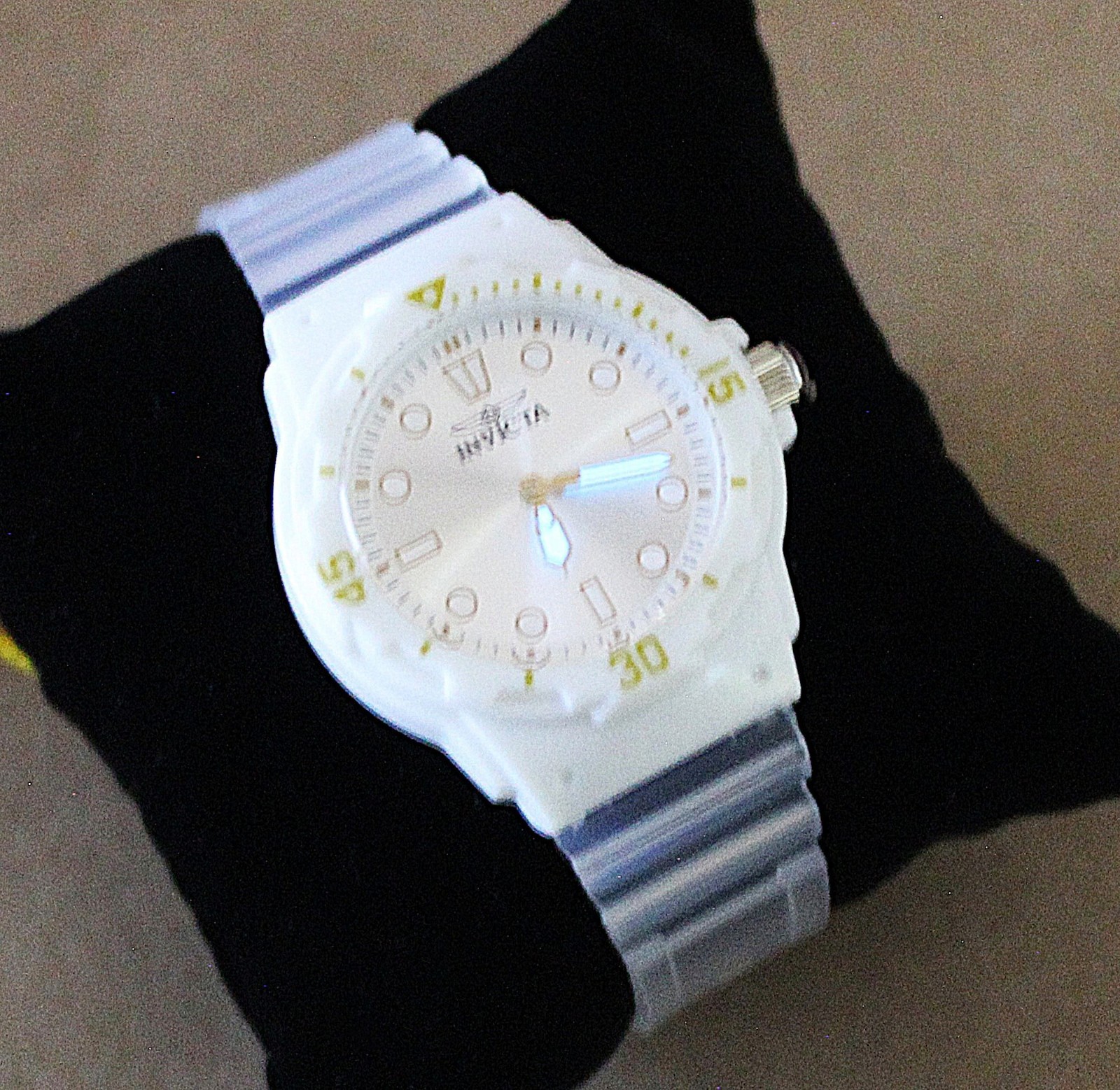 INVICTA Celestial Cloud (49204) Womens Watch 35mm Transparent White – NIB – NEW
