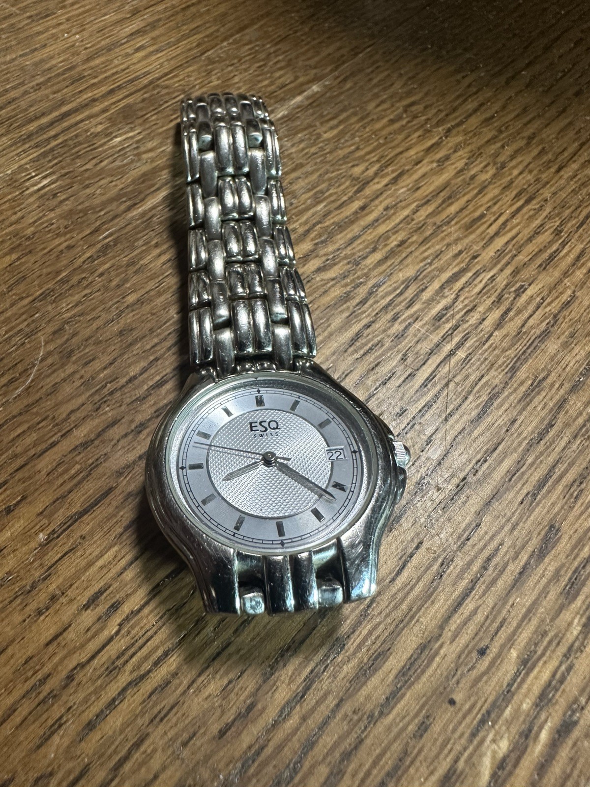 ESQ Esquire Swiss 300459A Quartz Stainless Steel Silver Date Dial Watch