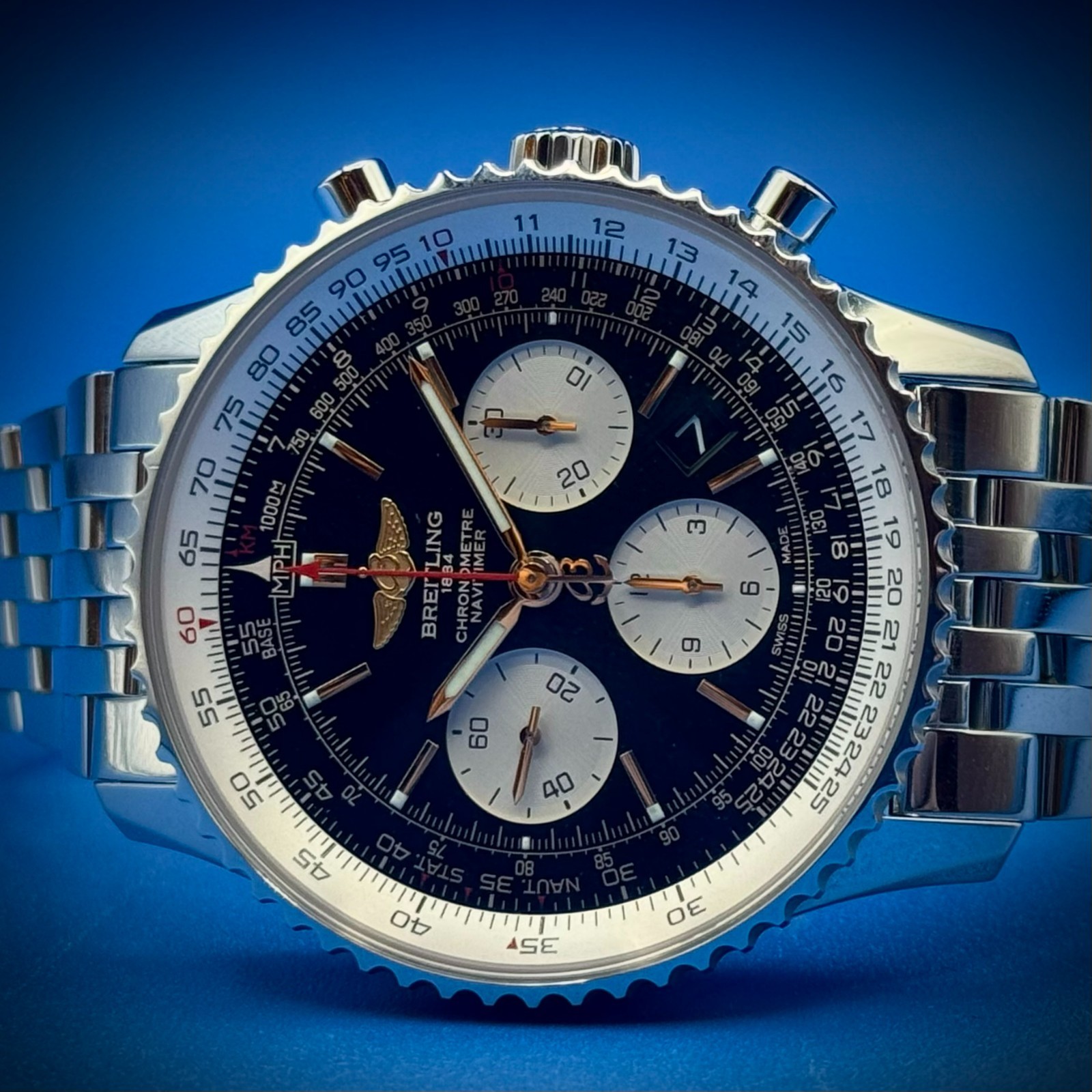 Breitling Navitimer 01 AB012012 – Black Dial – 43mm