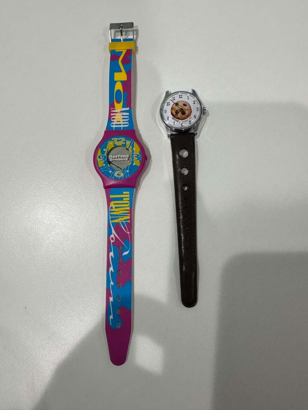 VTG Nestle Cookie Mix Swiss and Mootown Snackers Cheese Sticks Watches